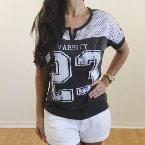 Top - Picture 2 of 4